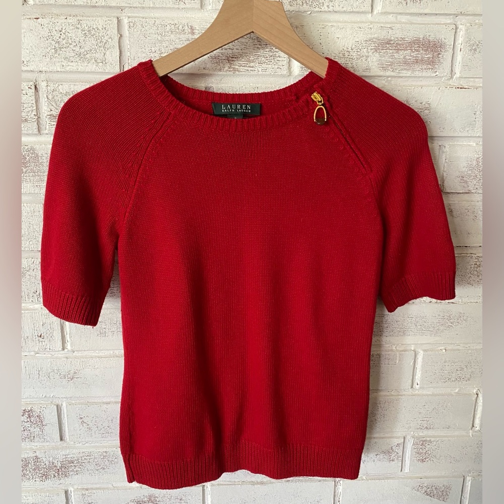 RALPH LAUREN / LAUREN | Short-Sleeved Red sweater with zipper detail. Size S.